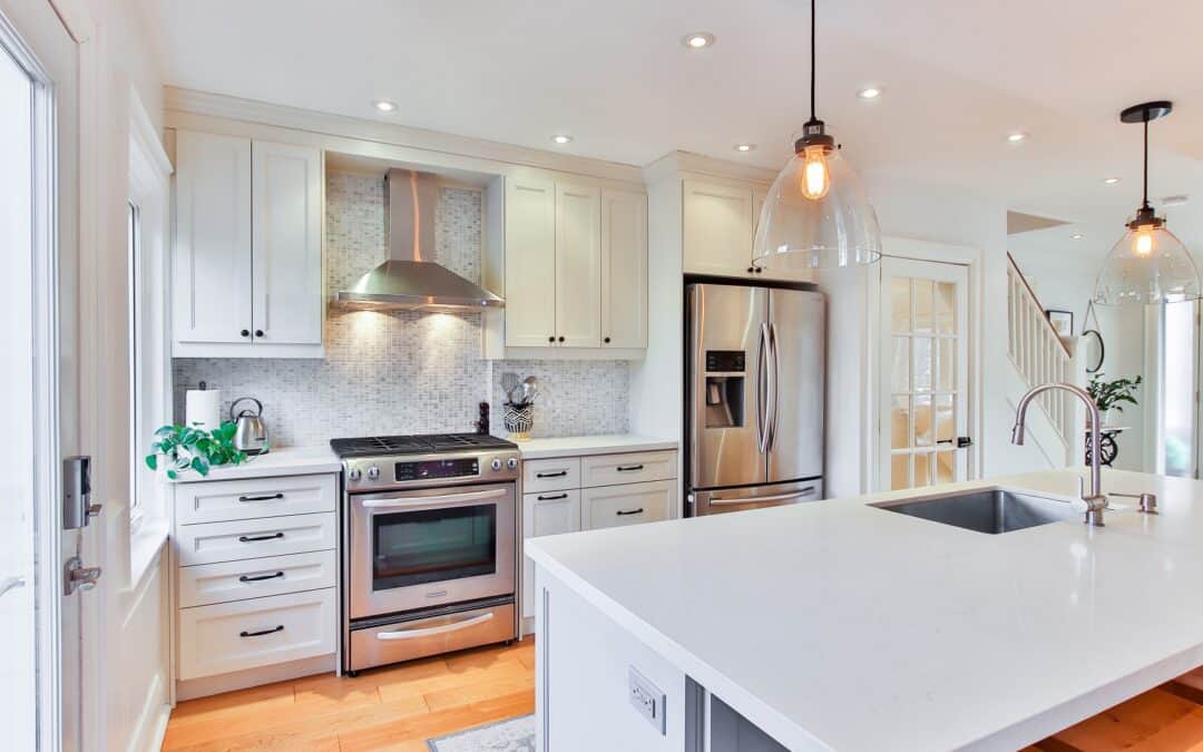 Incorporating a Kitchen Island with Seating for Socialising and Dining